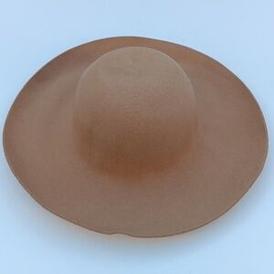 Women's Wide-Brim Tan  Wool  Hat - OS